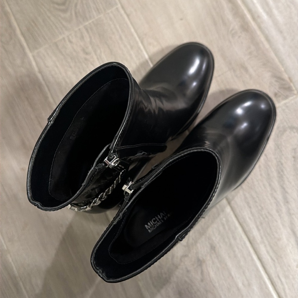 MICHAEL Michael Kors Carlisle Black Leather Platform Boot - Picture 7 of 7